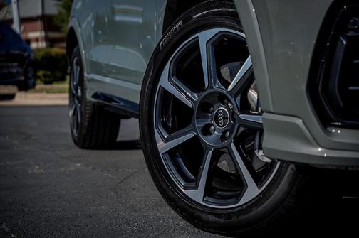 2025 Audi Q3 45 S line Premium