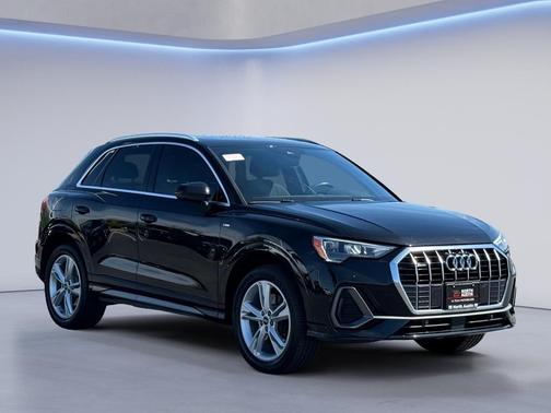 2021 Audi Q3 45 S line Premium