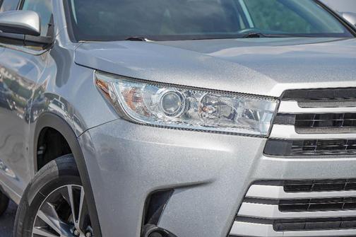 2018 Toyota Highlander LE