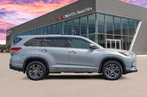 2018 Toyota Highlander LE