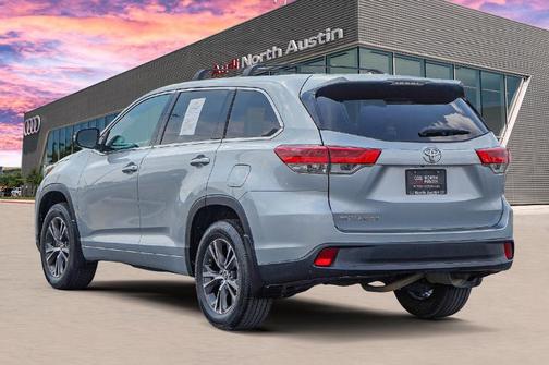 2018 Toyota Highlander LE