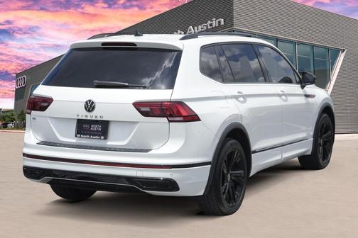 2023 Volkswagen Tiguan 2.0T SE R-Line Black