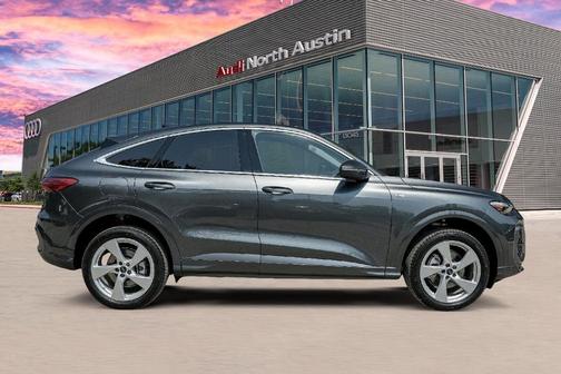 2025 Audi Q5 2.0T Premium