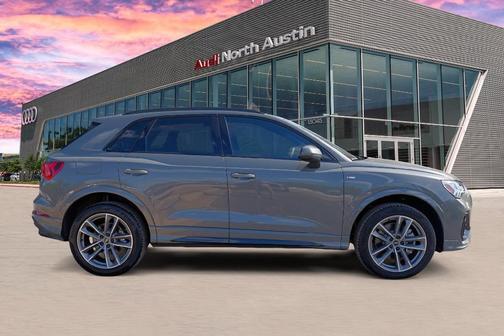 2025 Audi Q3 45 S line Premium