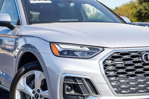 2024 Audi Q5 45 S line quattro Premium