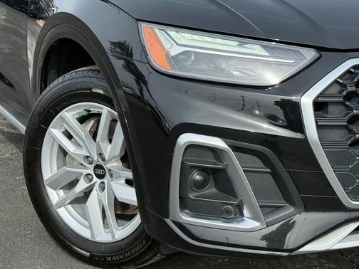 2022 Audi Q5 45 S line quattro Premium