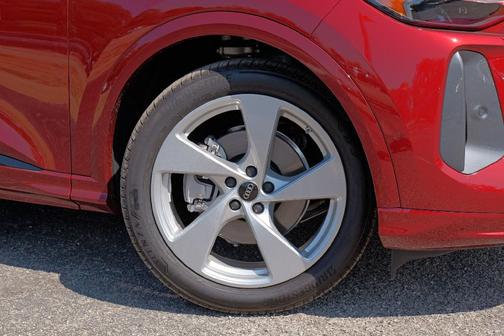 2025 Audi Q5 2.0T quattro Premium