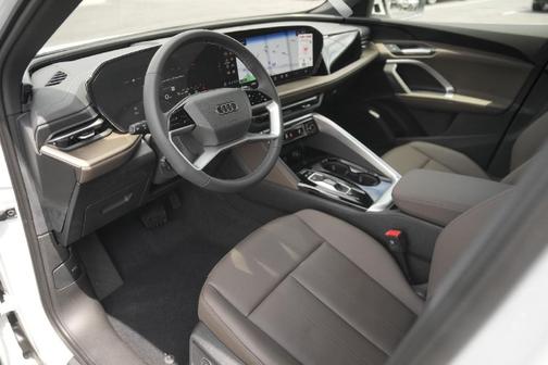 2025 Audi Q5 2.0T quattro Premium