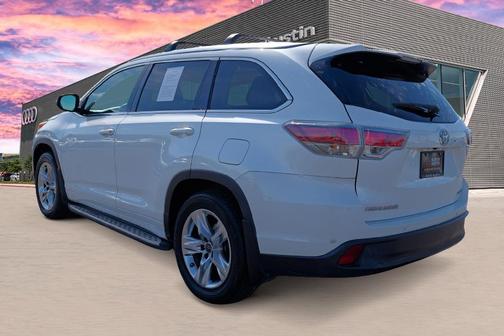 2016 Toyota Highlander Limited Platinum