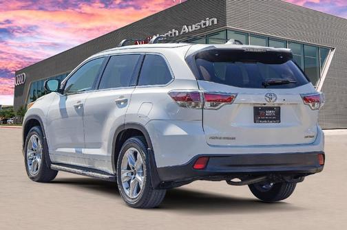 2016 Toyota Highlander Limited Platinum