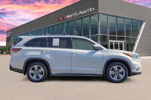 2016 Toyota Highlander Limited Platinum