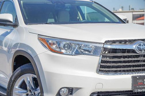 2016 Toyota Highlander Limited Platinum