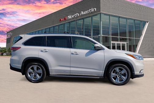 2016 Toyota Highlander Limited Platinum