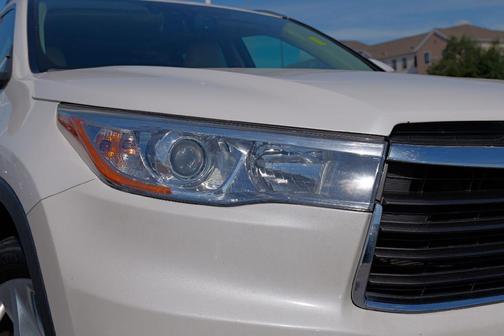 2016 Toyota Highlander Limited Platinum