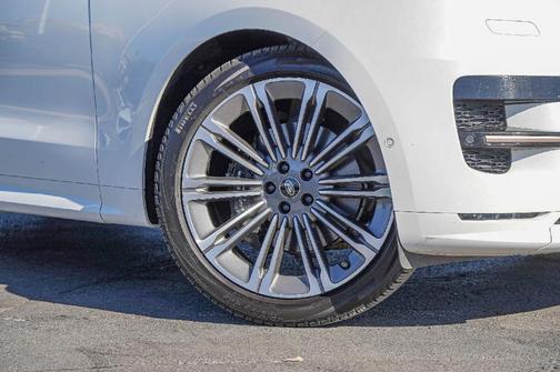 2024 Land Rover Range Rover Sport 5.0L Supercharged Dynamic