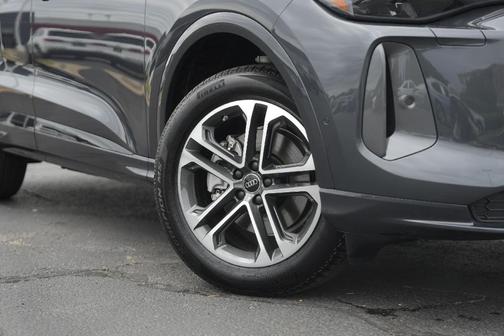 2025 Audi Q5 2.0T quattro Premium