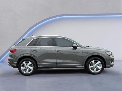 Chronos Gray Metallic 2020 Audi Q3 45 Premium