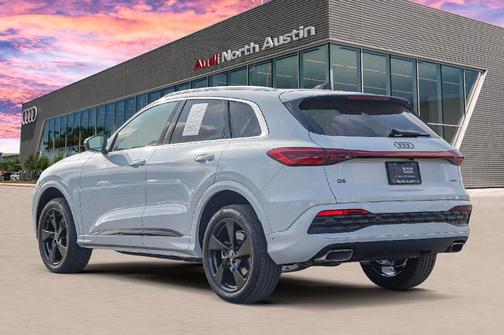 2025 Audi Q5 2.0T quattro Premium