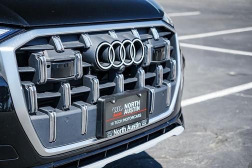 2025 Audi Q7 55 Premium Plus