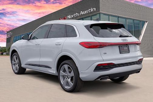 2025 Audi Q5 2.0T quattro Premium