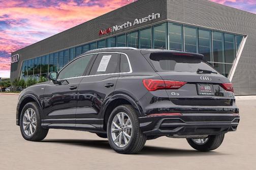 2025 Audi Q3 45 S line Premium