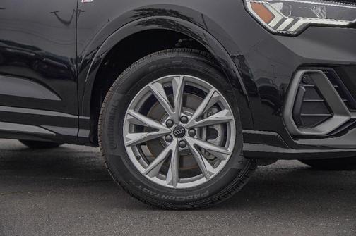 2025 Audi Q3 45 S line Premium