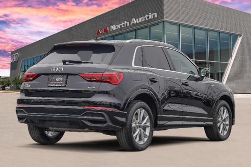 2025 Audi Q3 45 S line Premium