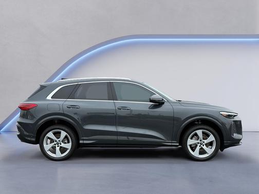 Tambora Flame 2026 Audi Q5 PLUS