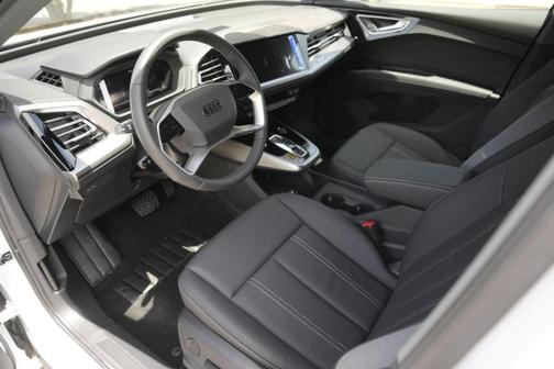2025 Audi Q4 e-tron 45 Premium
