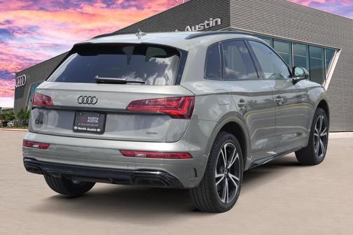2025 Audi Q5 45 S line quattro Premium