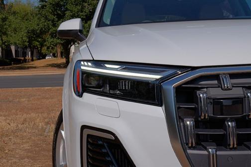 2025 Audi Q7 55 Premium