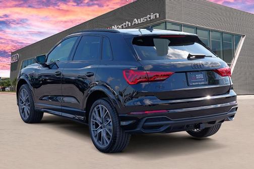 2025 Audi Q3 45 S line Premium