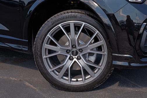 2025 Audi Q3 45 S line Premium