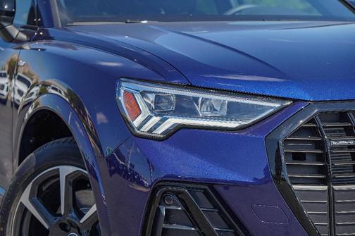 2025 Audi Q3 45 S line Premium