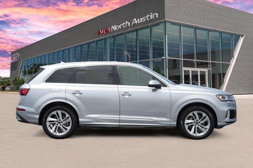 2023 Audi Q7 55 Premium Plus