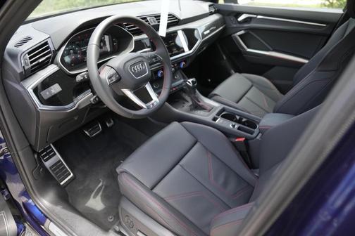 2025 Audi Q3 45 S line Premium
