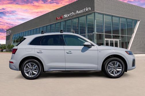 2022 Audi Q5 45 S line quattro Premium