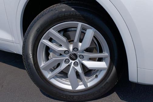 2022 Audi Q5 45 S line quattro Premium
