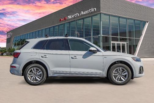 2022 Audi Q5 45 S line quattro Premium