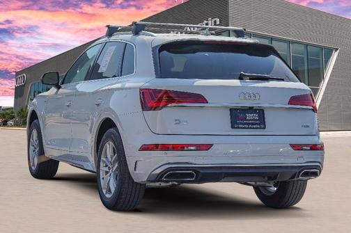 2022 Audi Q5 45 S line quattro Premium