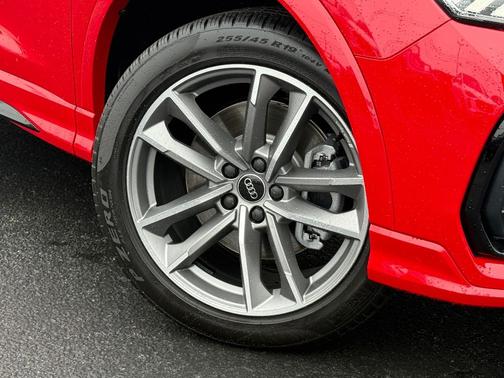 2025 Audi Q3 45 S line Premium