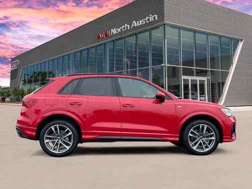 2025 Audi Q3 45 S line Premium