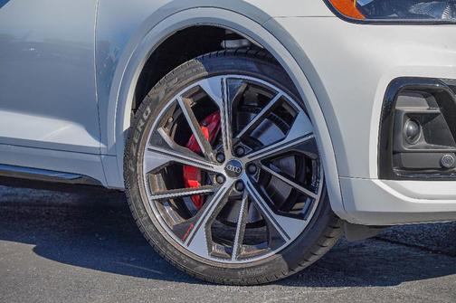 2023 Audi SQ5 3.0T Premium Plus