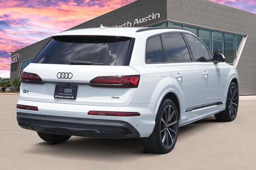 2022 Audi Q7 55 Prestige