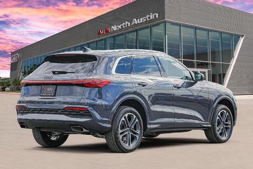 2025 Audi Q5 2.0T quattro Premium