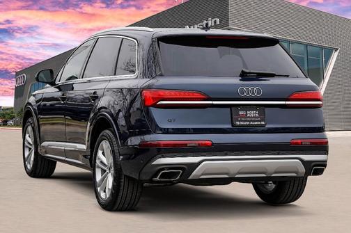 2025 Audi Q7 55 Premium Plus