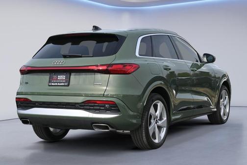 2025 Audi Q5 2.0T quattro Premium