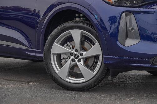 2025 Audi Q5 2.0T quattro Premium