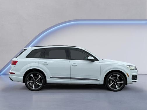 2019 Audi Q7 55 Premium Plus