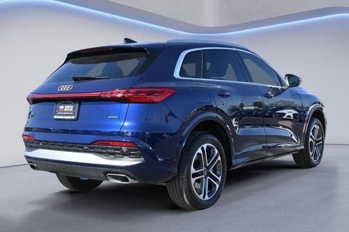 2025 Audi Q5 2.0T quattro Premium